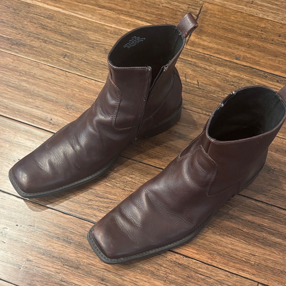 Kenneth Cole New York town ship Rich Brown Leather Ankle Boots